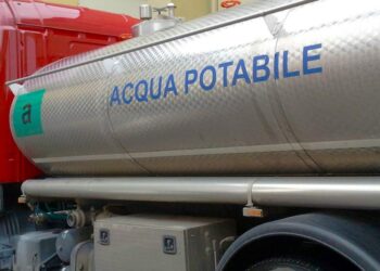 Carenza idrica, anche il Comune di Arena limita l’utilizzo dell’acqua potabile: «No agli sprechi»