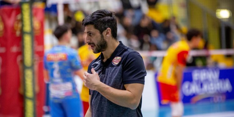 Tonno Callipo Serie B, parla il tecnico Defina: «Stagione positiva, protagonisti i nostri ragazzi under 17»