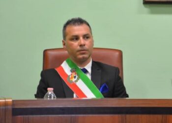 Il Comune di Stefanaconi sciolto per infiltrazioni mafiose. Solano: «Ho lavorato per costruire una realtà migliore»