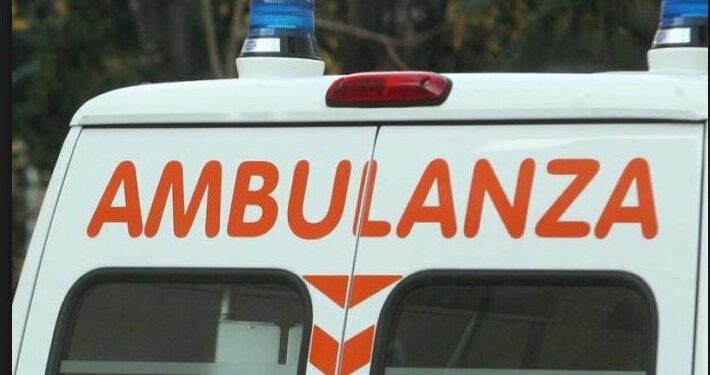 Incidente sull’A/2, esce dalla propria auto e viene travolto: morto un 42enne tra gli svincoli di Lamezia e Pizzo