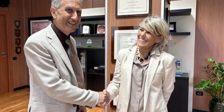 La pioniera della chirurgia robotica Franca Melfi lascia la Toscana per l’Università della Calabria