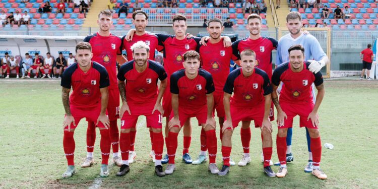 Vibonese Calcio, su corso Vittorio Emanuele III la presentazione alla cittadinanza della squadra rossoblù