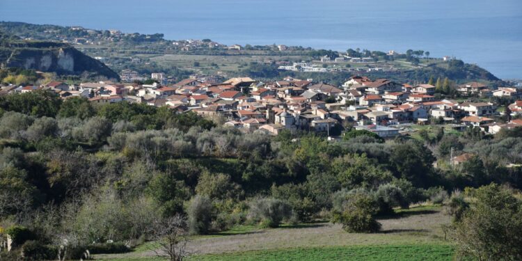 Al via la mostra fotografica “Tra persistenze e trasformazioni –  La campagna e il paesaggio a Zaccanopoli”