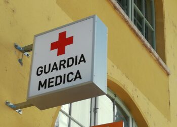 Ex Guardie mediche in Calabria, la Regione: «Non ci sarà alcuna riduzione». E spiega perché