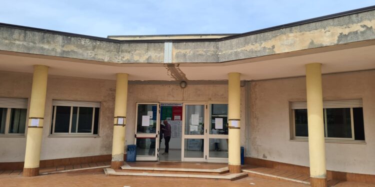 Minacce al direttore del Distretto sanitario unico di Vibo, De Nisi: «Intimidazione inaccettabile»