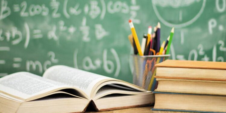 Nuovo anno scolastico nel Vibonese, Rizzo (Gn): «La formazione riguarda lo sviluppo complessivo della persona»