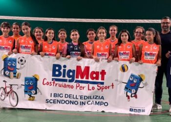 Pallavolo, Todosport Vibo Valentia e BigMat insieme: consegnate le divise e le maglie