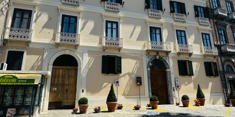 L’intervento. «Vorrei passare da Piazza Antonino Murmura con un nipotino e dirgli di averlo conosciuto»