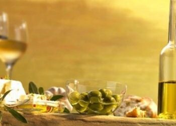 In Calabria le aziende potranno fare attività turistica promuovendo vino e olio, la Regione approva le linee guida