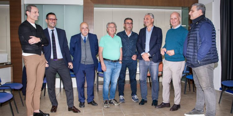 Vibo. La coalizione che ha sostenuto Cosentino si riunisce e fa il punto: «Insieme oltre il momento elettorale»