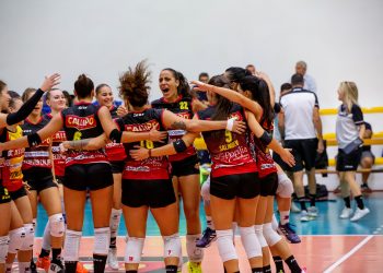 Volley Serie B femminile, la Tonno Callipo concede il bis e guarda al derby con Reggio Calabria
