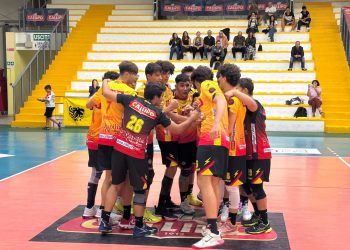 Pallavolo maschile Serie C, esordio vincente per la Tonno Callipo. Defina: «In questo avvio necessario avere i giusti ritmi»