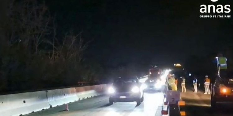 Riaperta la statale 280 dei Due Mari nel territorio di Lamezia: i lavori proseguiranno fuori dal piano viabile