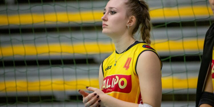 Martina Otta con la maglia della Tonno Callipo