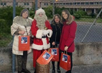 Vibo, un Natale di inclusività: distribuiti cento regali ai figli dei detenuti durante i colloqui