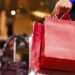 Natale a Vibo. Il Comune invita i cittadini ad acquistare nei negozi della città: «Facciamo la nostra parte per aiutare l’economia locale»