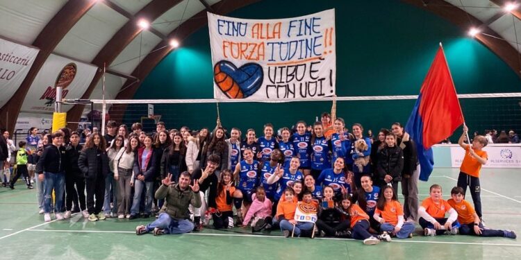 Pallavolo Serie C femminile, il super derby va al Panificio Pesce, sconfitta la Marpesca Pizzo