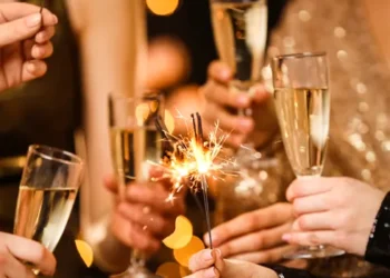 Cenone di Capodanno. Il pesce trionfa, ma non mancano i piatti cult: ecco i suggerimenti degli chef calabresi