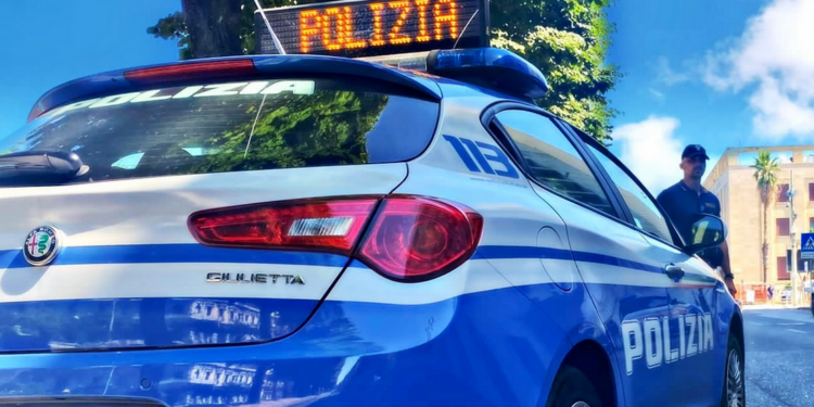 Poliziotti investiti in Calabria
