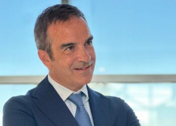 Una immagine del presidente della Regione Calabria. A lui è indirizzata una lettera via social di un medico vibonese