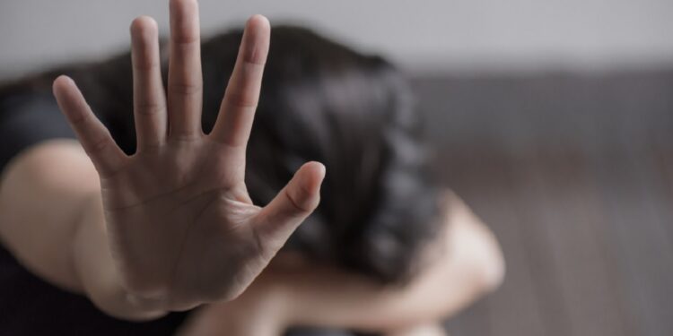 Violenza sulle donne, il Vibonese segnalato come zona rossa: «Si denuncia meno perché più sole»
