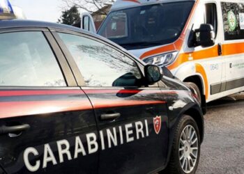 Bambina di 4 anni precipita dal secondo piano e ne esce miracolosamente illesa