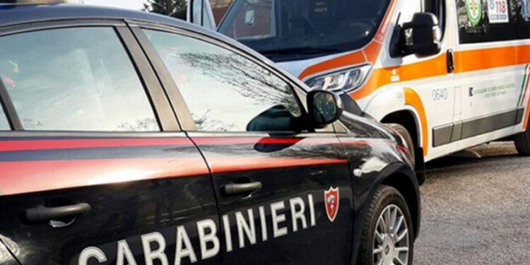 Bambina di 4 anni precipita dal secondo piano e ne esce miracolosamente illesa