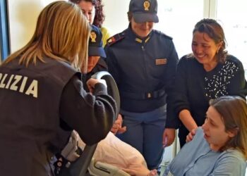 Neonata rapita a Cosenza, la mamma: «Vorrei rispondere a tutti ma non riesco. Grazie»