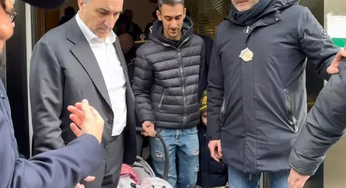 La piccola Sofia ha lasciato la clinica di Cosenza. La mamma: «Stiamo bene, ci stiamo riprendendo»