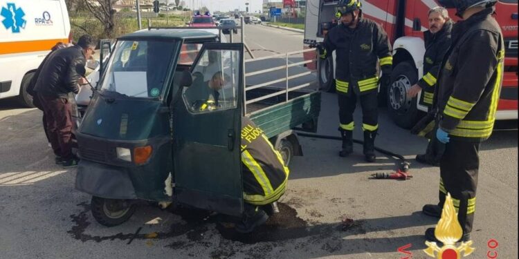 Una foto dell'incidente avvenuto a Catanzaro