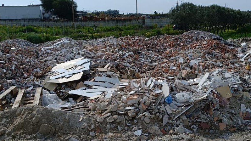 La discarica abusiva posta sotto sequestro a Crotone