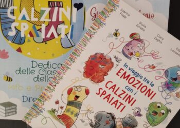 “Giornata dei calzini spaiati”: a Filadelfia un viaggio tra inclusione, messaggi educativi e solidarietà