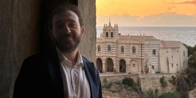 L’evoluzione toponomastica di Tropea: storie di vie, larghi e vicoli dell’antico borgo