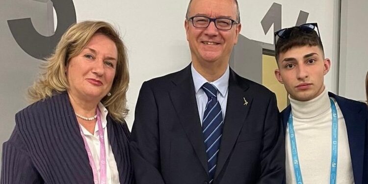 Franca Falduto, Giuseppe Valditara e Daniele Trimboli all'evento sull'Intelligenza artificiale