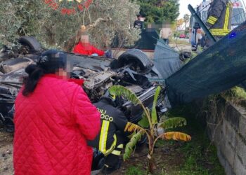 Una immagine dei soccorsi a seguito del trafgico incidente in Calabria
