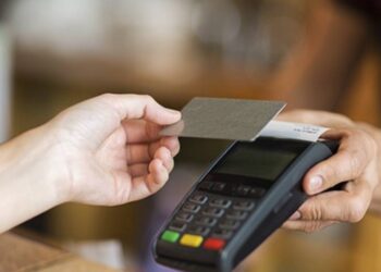 Un pagamento tramite Pos con carta