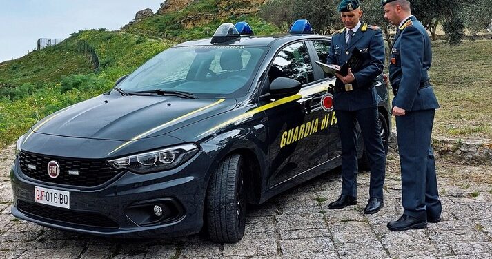 Una immagine della Guardia di finanza