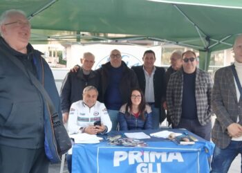 Pace fiscale, l’impegno della Lega Vibo: conclusa la raccolta firme in città e a Vibo Marina