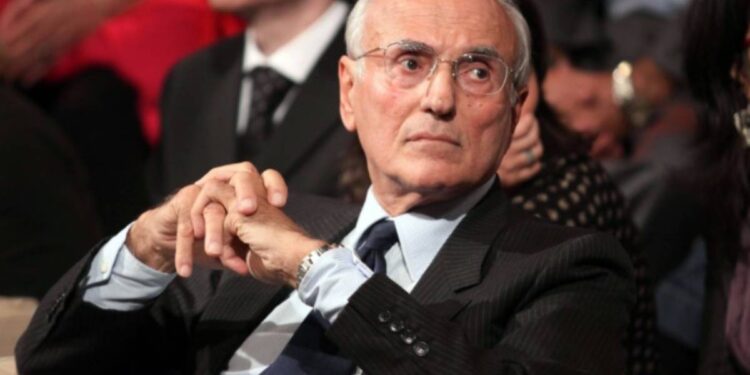 Una foto di Lucio Villari, storico calabrese e noto docente
