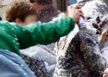 Carnevale 2025, il Comune di Vibo Valentia vieta le bombolette spray: multe salate ai trasgressori