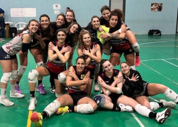 Volley Serie B2 femminile, la Tonno Callipo operaia lotta e vince con carattere e sacrificio
