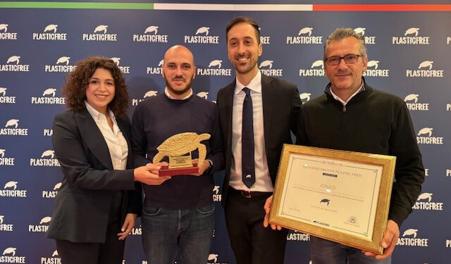 Jonadi diventa “Comune Plastic Free”, il riconoscimento a Napoli