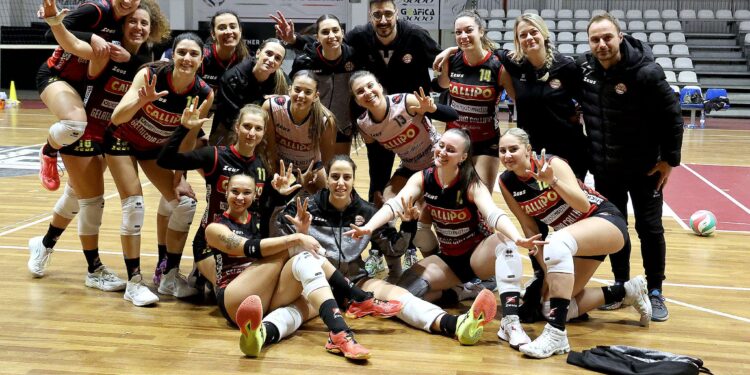 Pallavolo Serie B femminile, vittoria in trasferta per la Tonno Callipo: sconfitto il Volley Reghion