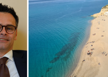 Il presidente Massimo Vasinton e un tratto del litorale di Tropea