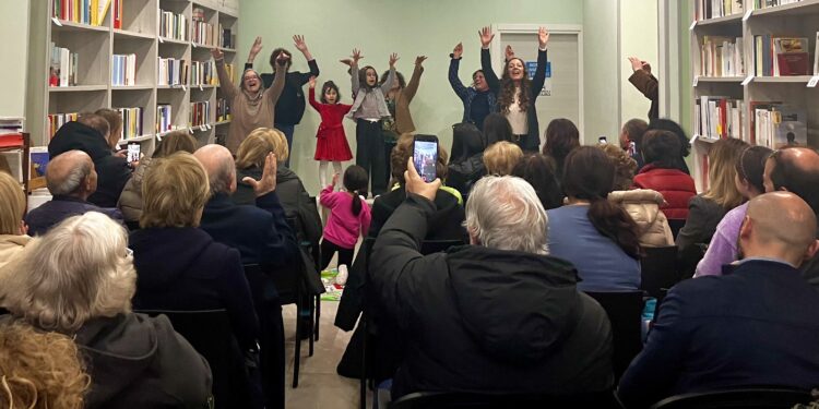 Lo spettacolo teatrale andato in scena alla libreria Cuori d'Inchiostro a Vibo Valentia