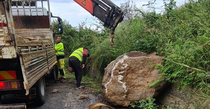 Crolli e smottamenti sulle strade del Vibonese. La Provincia chiede lo Stato di Emergenza