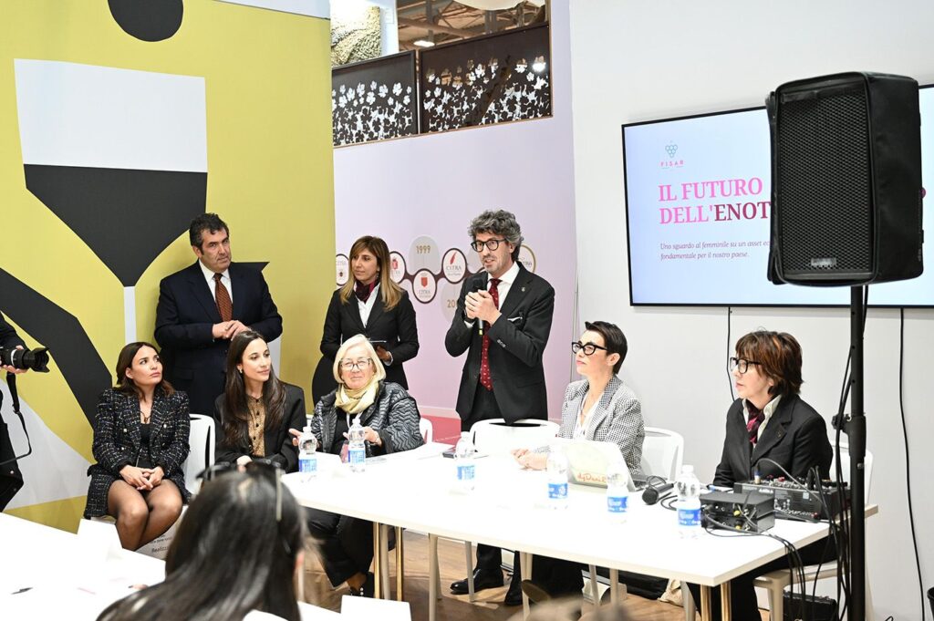 L'iniziativa del Gal Terre Vibonesi, incentrata sulla Doc Costa degli Dei, al Vinitaly 2025 
