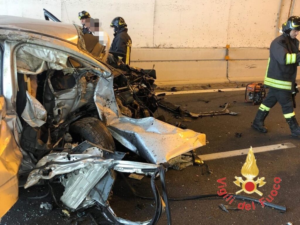 Il luogo dell'incidente mortale avvenuto sulla SS 106 in Calabria