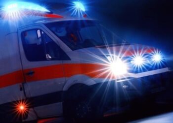 Una ambulanza di notte