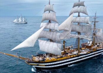 La nave scuola Amerigo Vespucci della Marina Militare